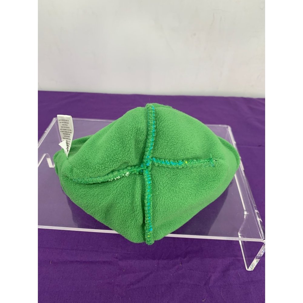 John Deer Toddle One Size Tractor Snowflake Green Blue Beanie Hat Pompom - Picture 4 of 12